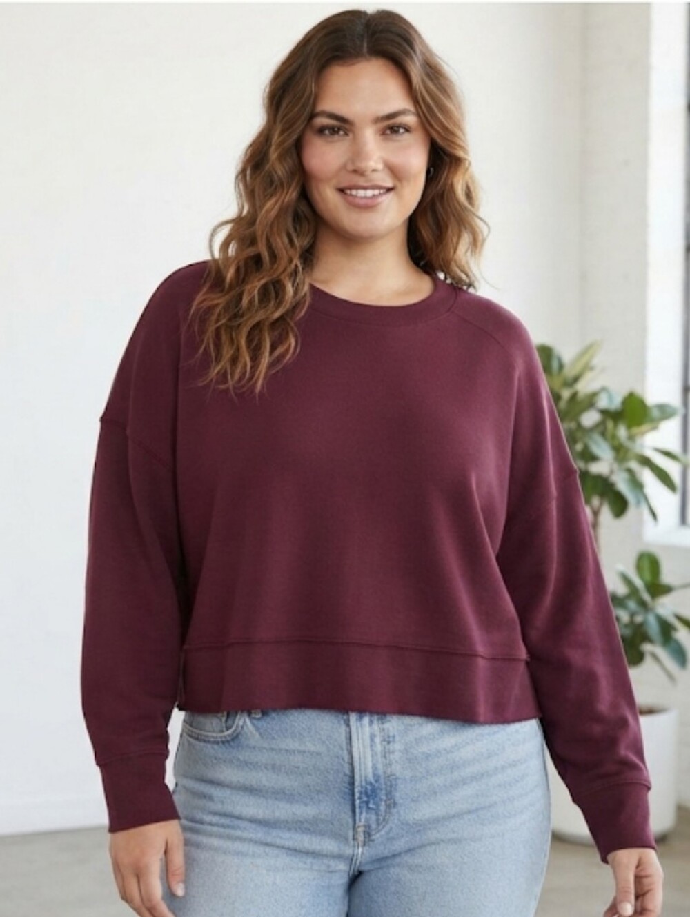 Old Navy Cropped Vintage Crewneck Sweatshirt Maroon Burgundy New Size XL